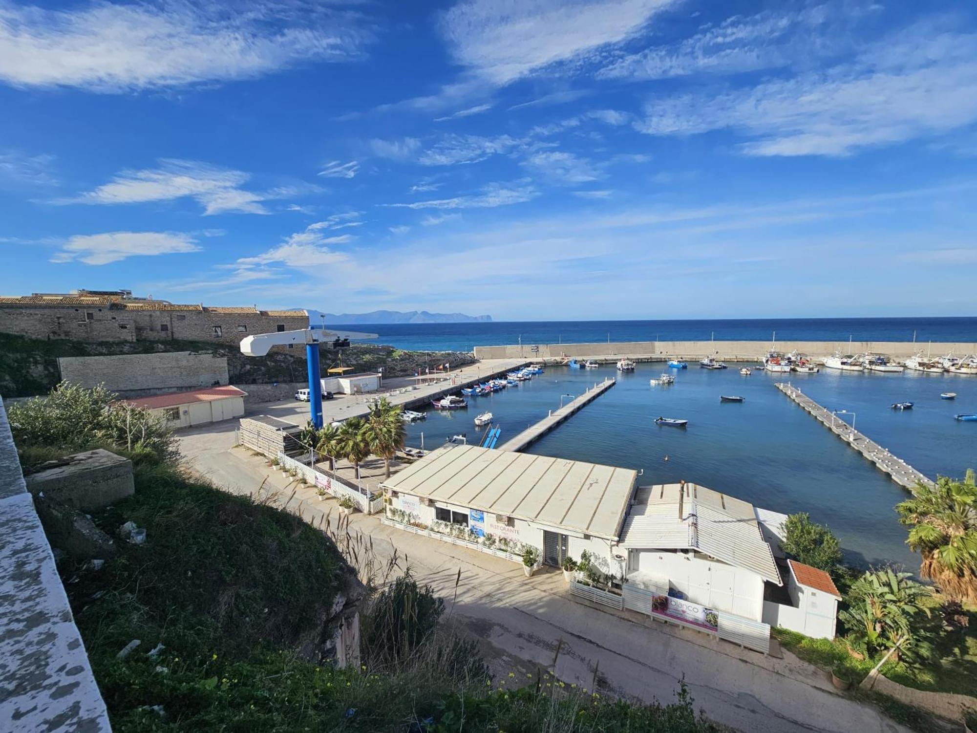 Perla Del Sud * Terrasini